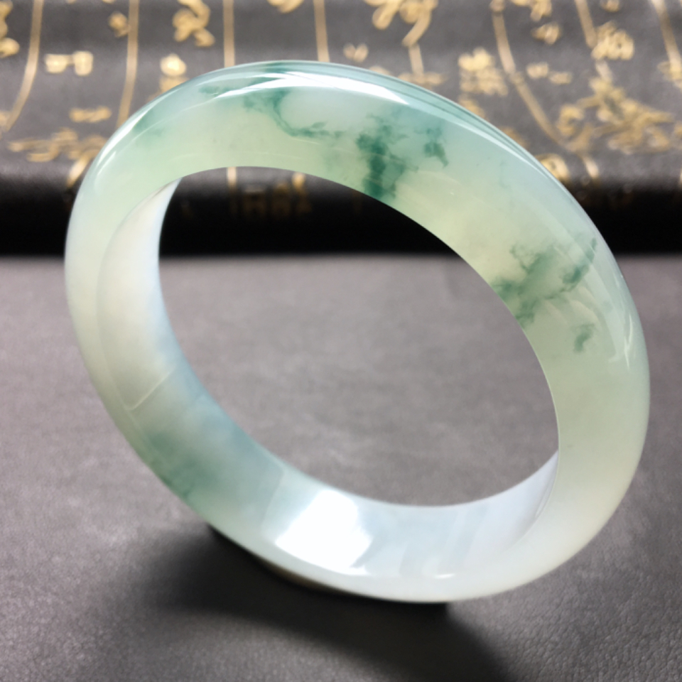 糯冰种飘花手镯(57.4mm)