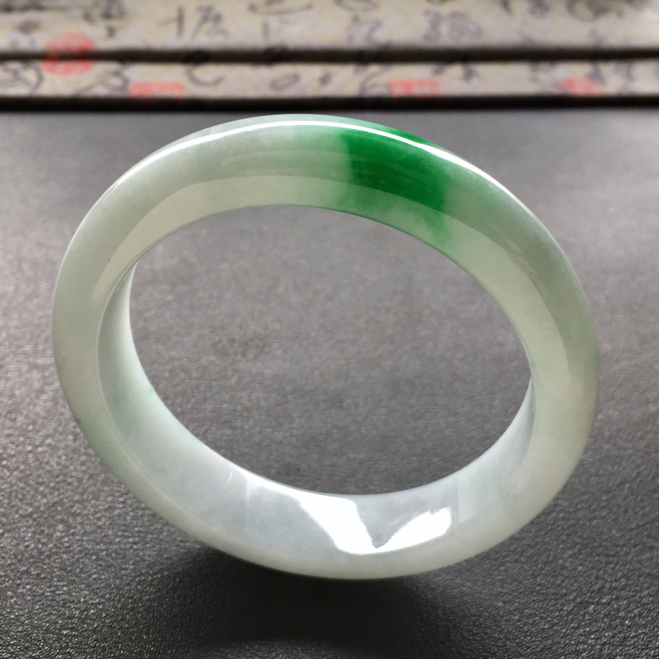 细糯种飘阳绿手镯(57.8mm)