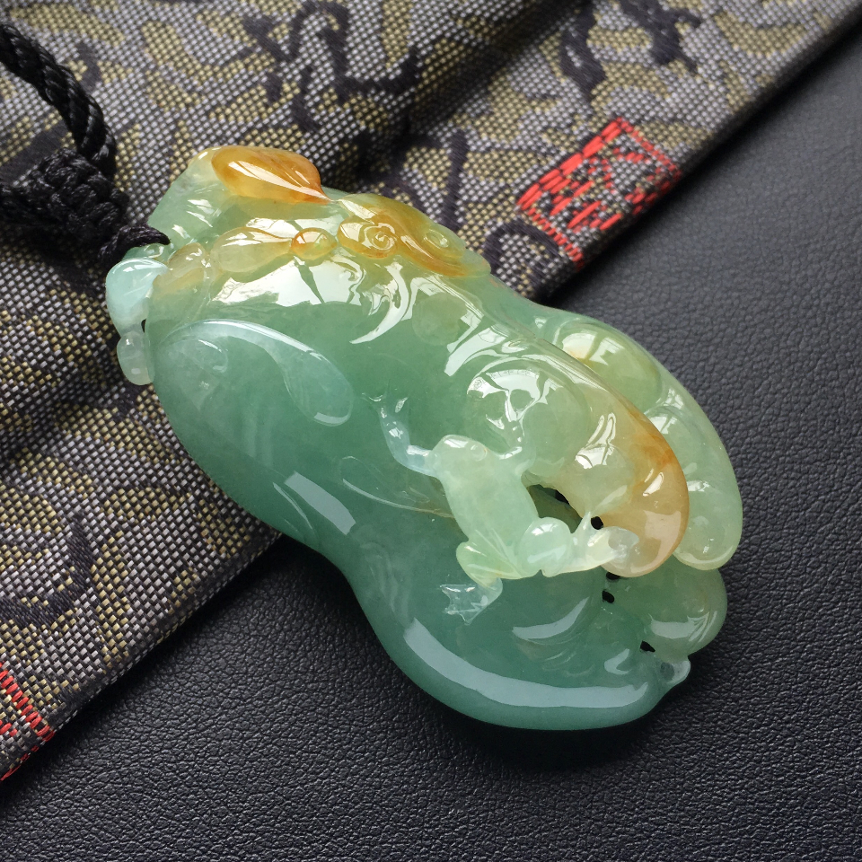 糯冰种晴水黄翡佛手挂件