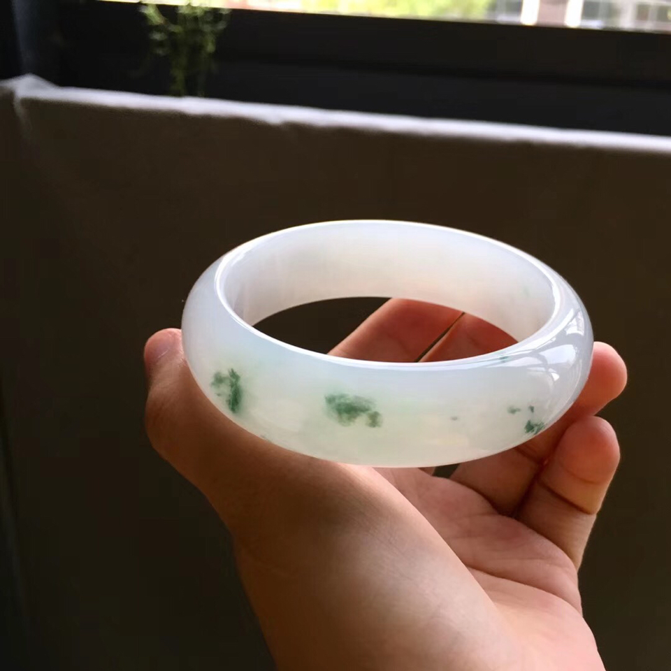 https://jdimg.jaadee.net//uploads/jaadee/images/2019/04/06/EF5788.jpg