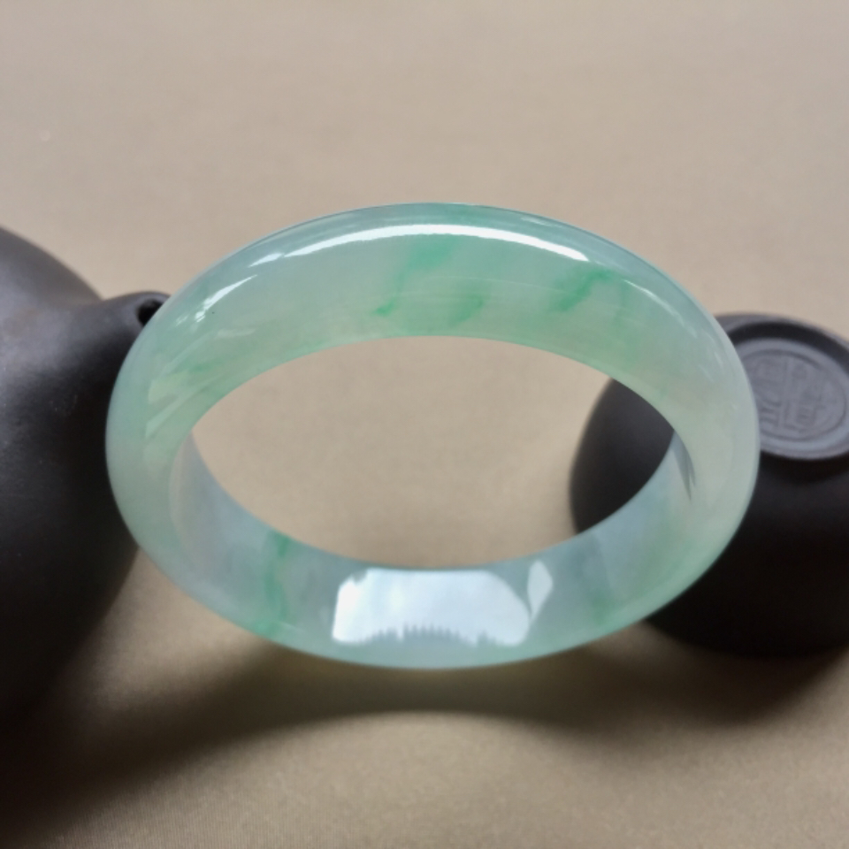 冰种晴水飘花手镯55.1mm