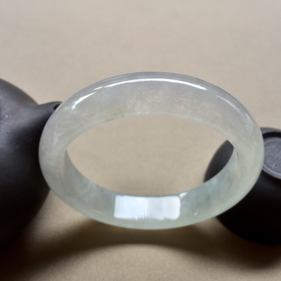 冰种淡晴水手镯57.3mm