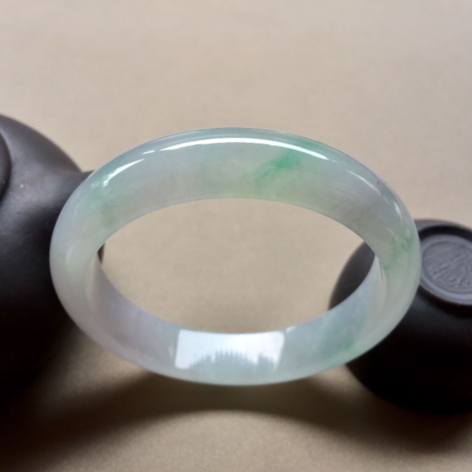 糯冰种飘花正圈手镯57mm