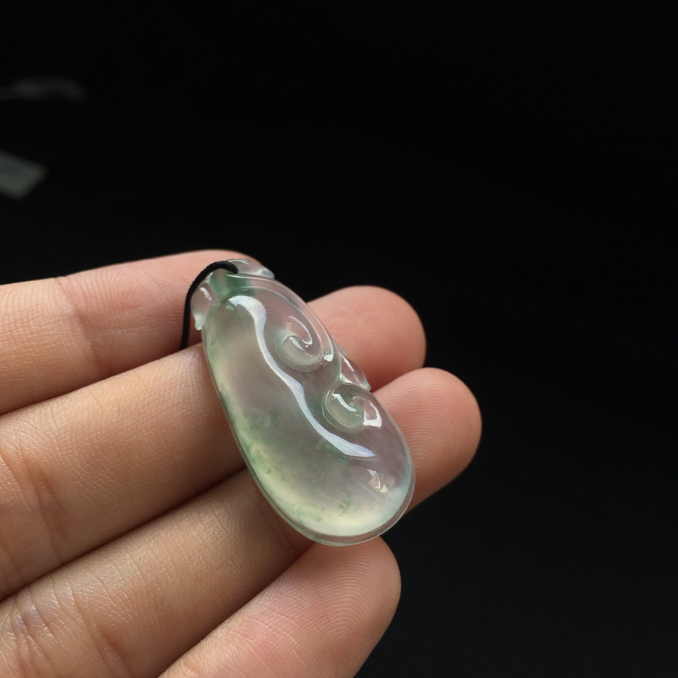 （超值推荐）高冰种飘翠如意吊坠