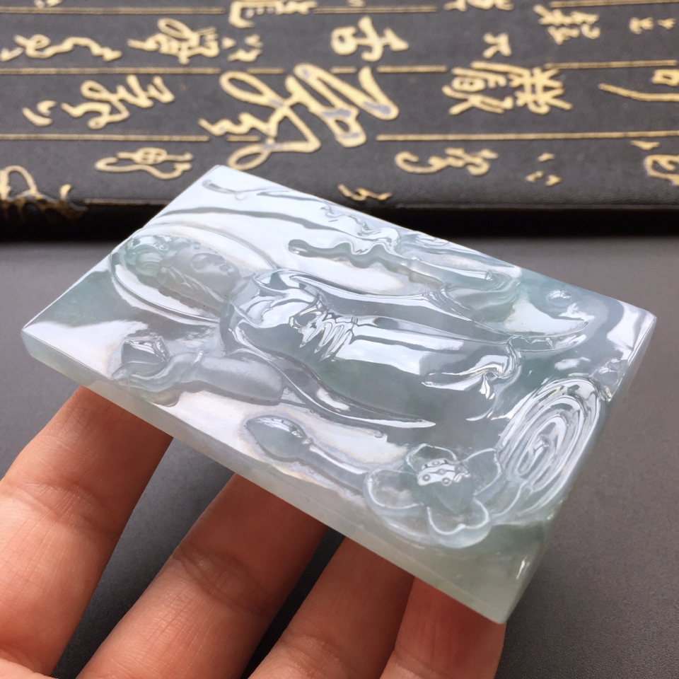 糯冰种紫罗兰翡翠观音挂件