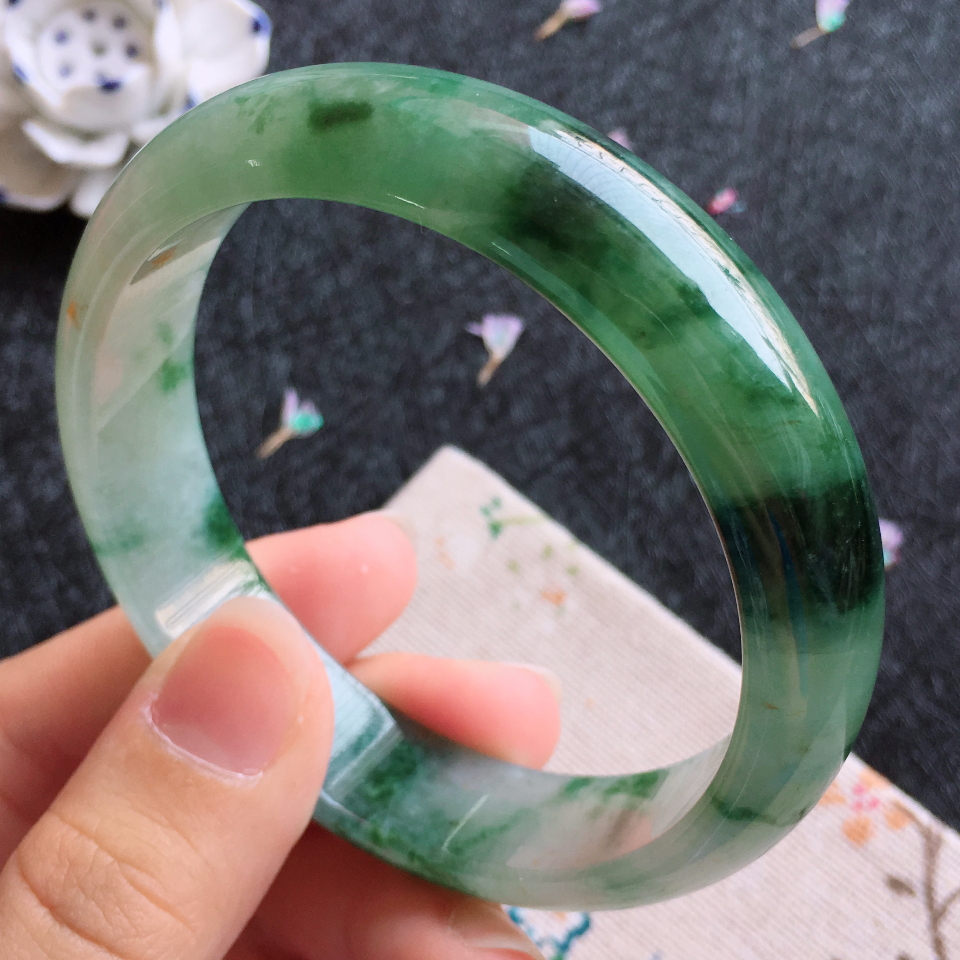https://jdimg.jaadee.net//uploads/jaadee/images/2019/10/01/3Q233A.jpg