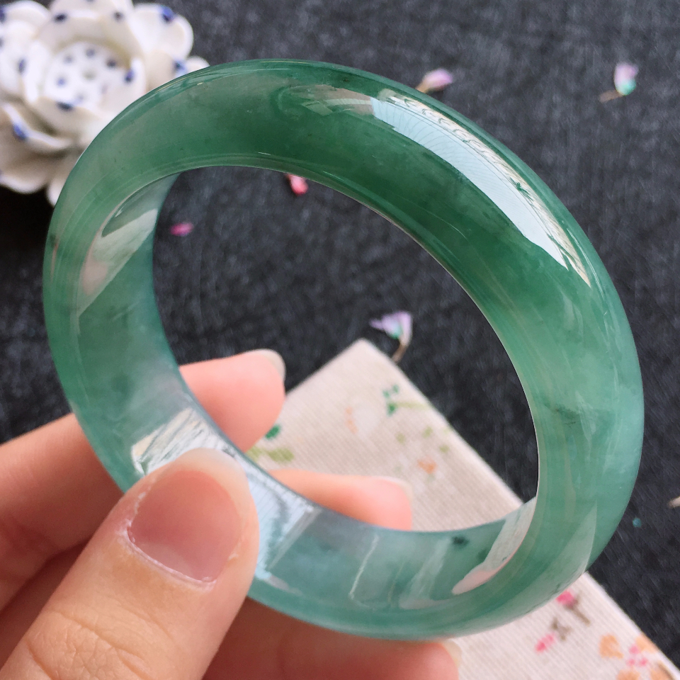 翡翠冰种晴水飘花厚装宽边手镯（54.8mm）