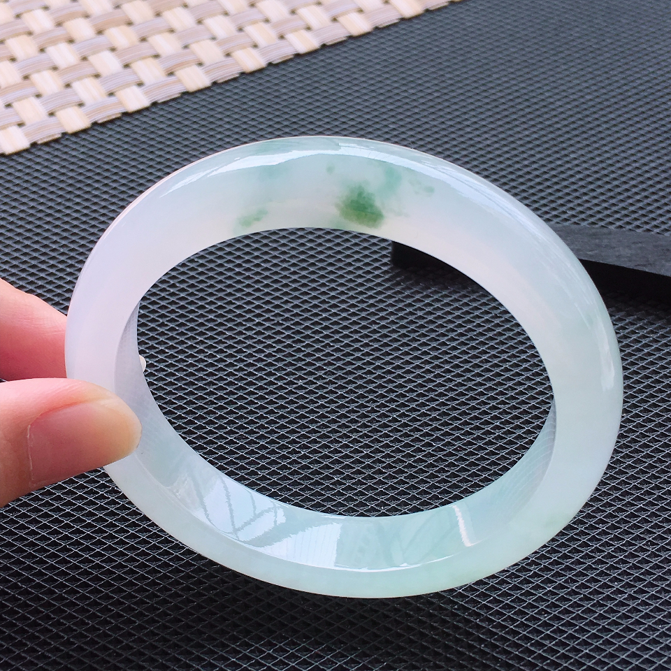 翡翠冰种飘花正装手镯（60.6mm）