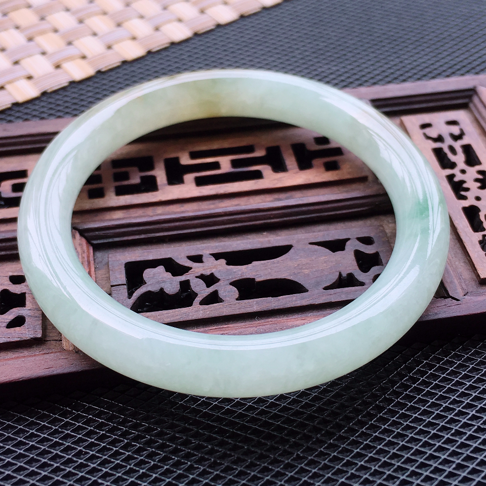 糯冰种褐黄翡圆条手镯（58mm）
