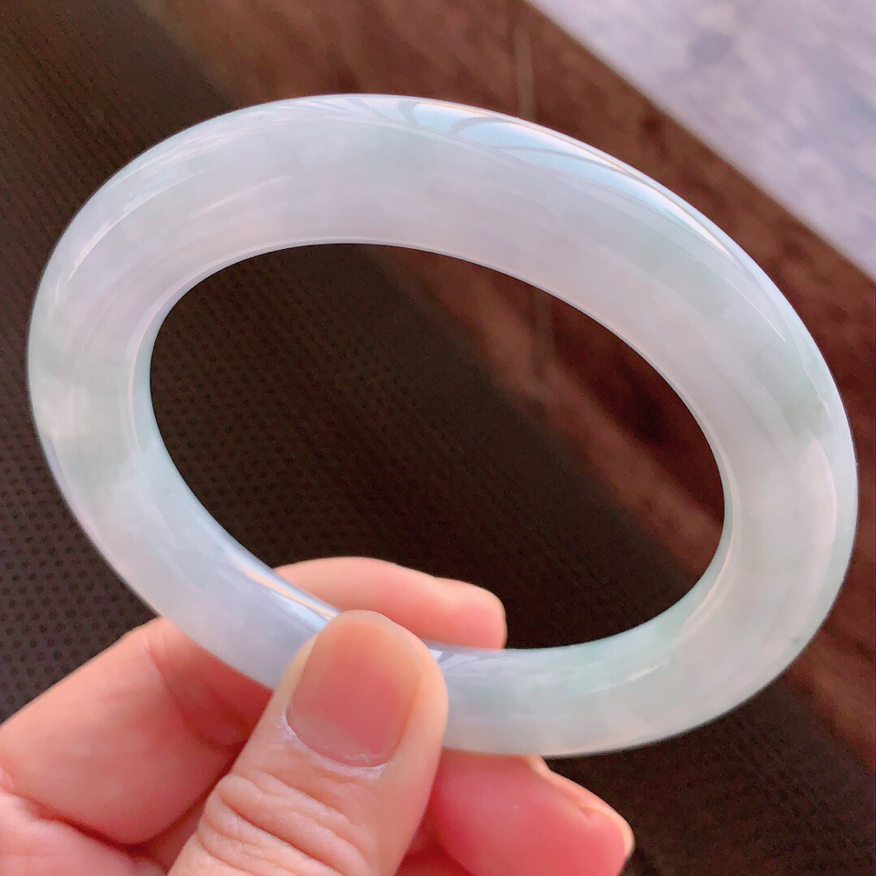 翡翠糯冰种晴水圆条手镯57.1mm