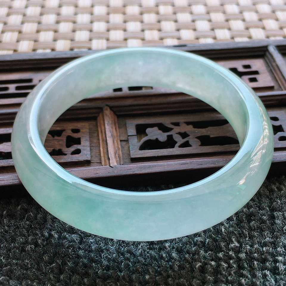 冰种晴水绿正装手镯57mm