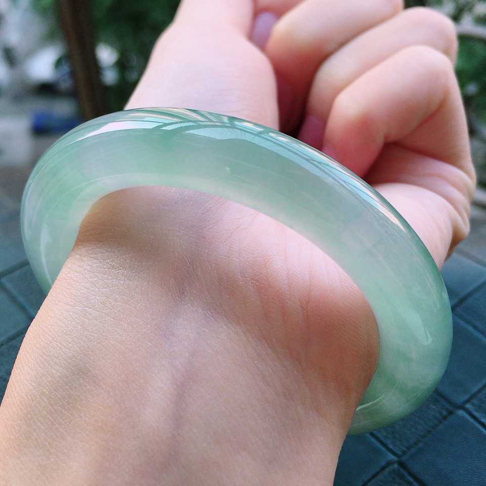 冰种晴水绿圆条手镯54mm 