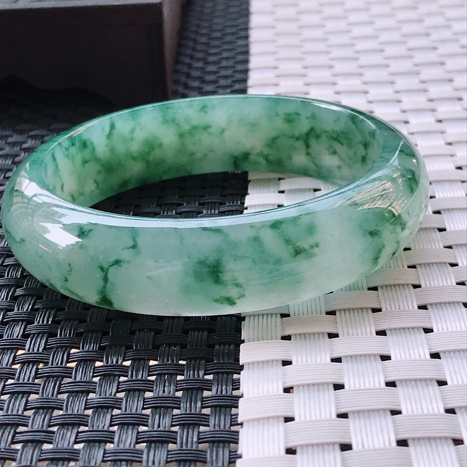 冰种飘花正装手镯58mm