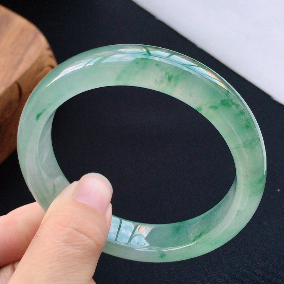 冰种飘花正装手镯55mm