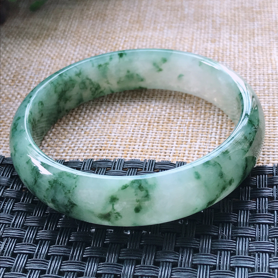 细糯种飘花正装手镯55mm