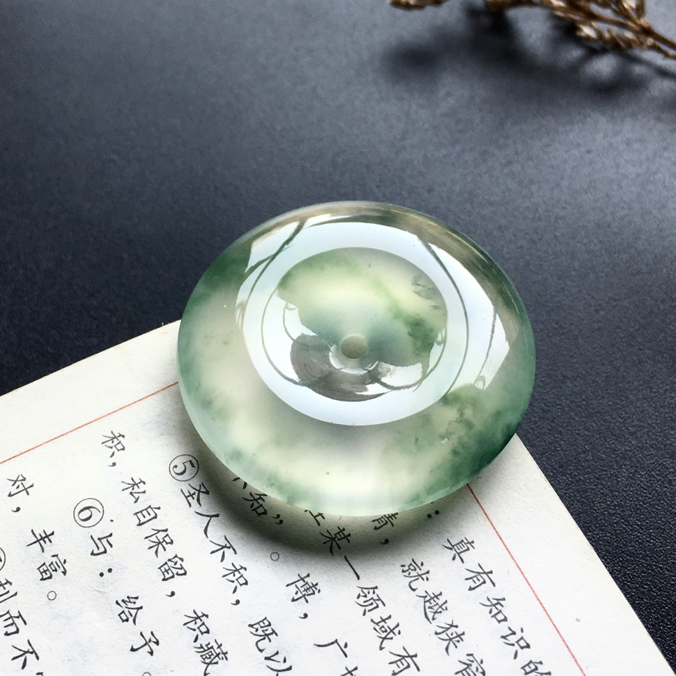 冰种飘花平安扣挂件翡翠