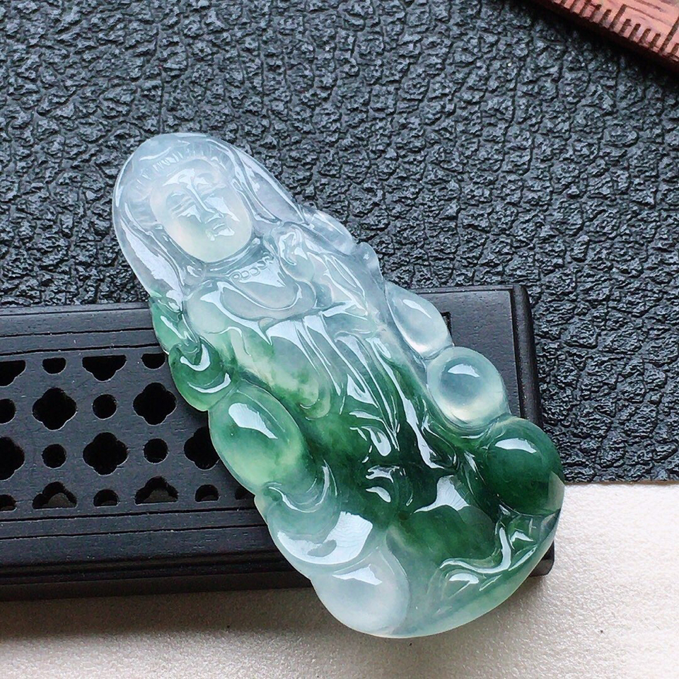 缅甸翡翠冰糯种飘花观音吊坠