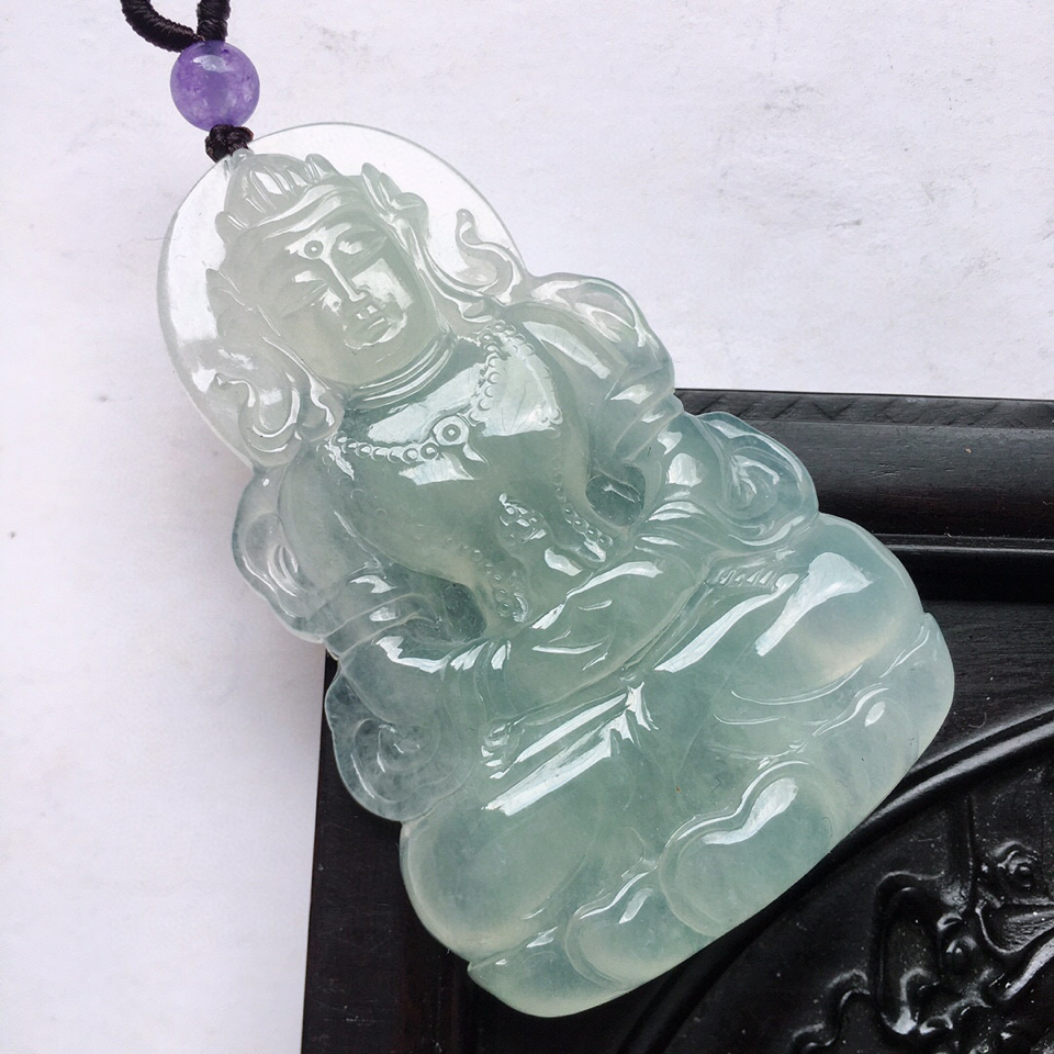 （超值推荐）缅甸翡翠冰种晴水观音吊坠（顶珠为装饰珠）