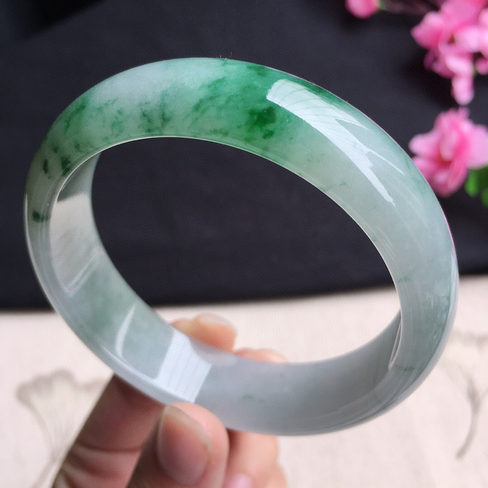 翡翠糯冰种飘花正圈手镯59mm