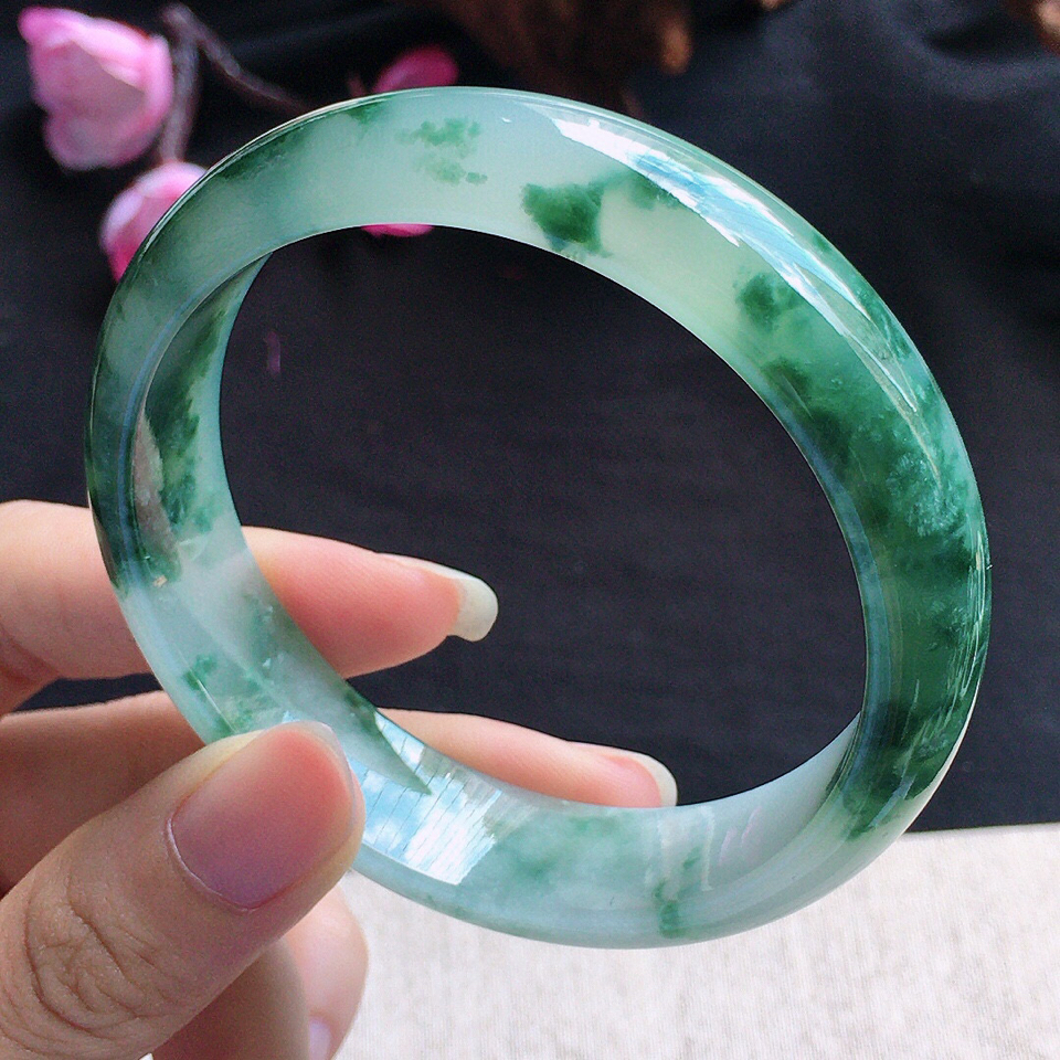 翡翠糯冰种飘花正圈手镯58mm