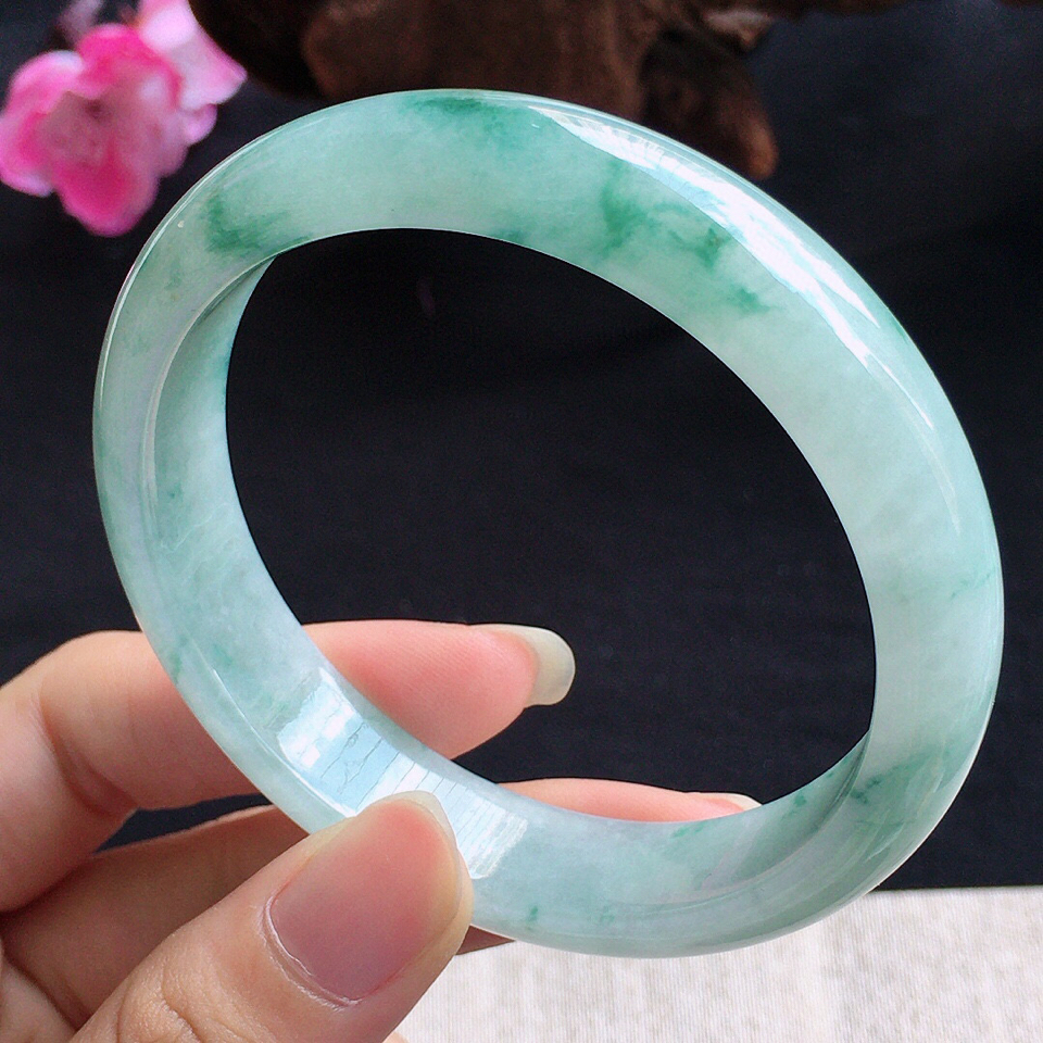 翡翠糯冰种飘花正圈手镯56mm