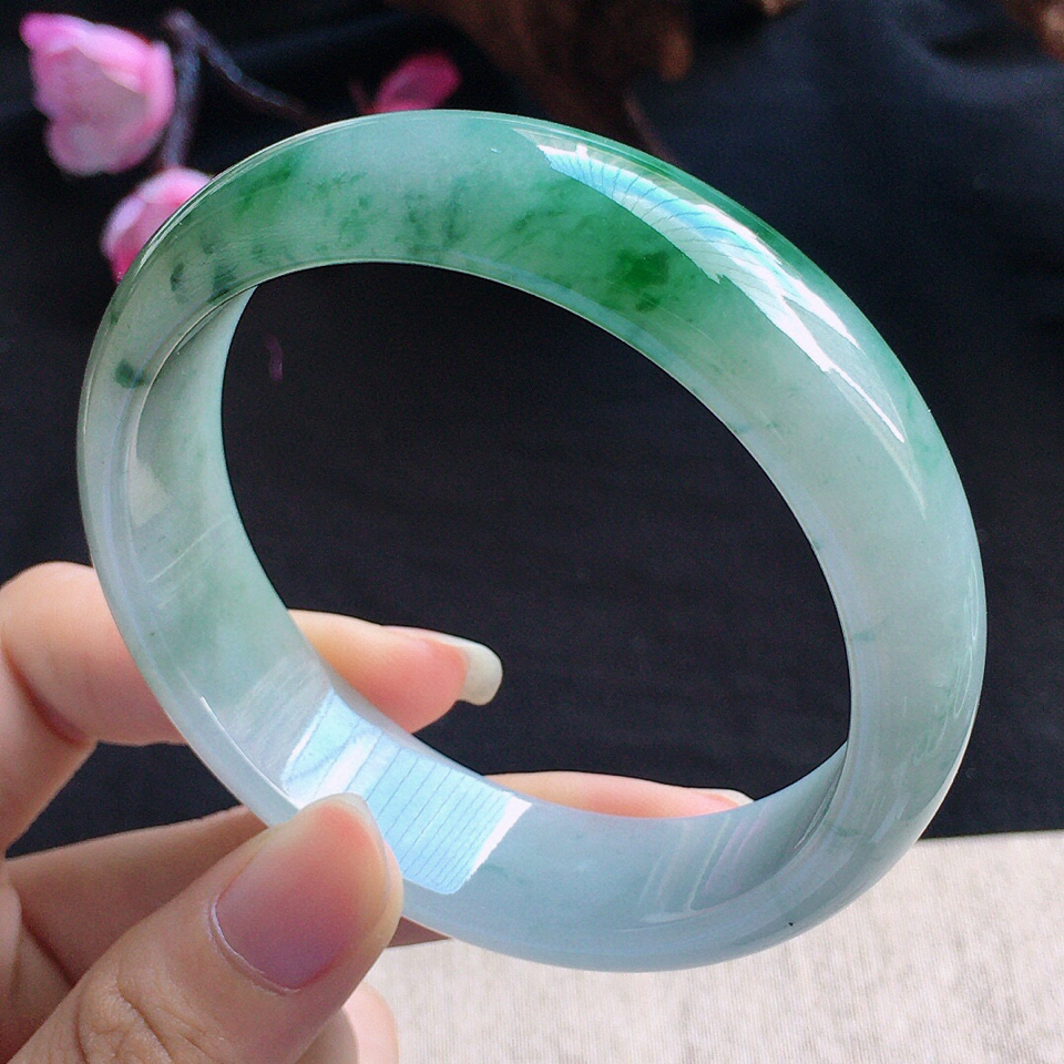 翡翠细糯种飘花正圈手镯60mm