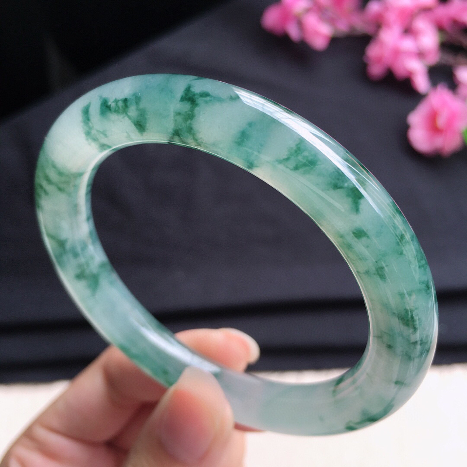 翡翠糯冰种飘花圆条手镯55mm