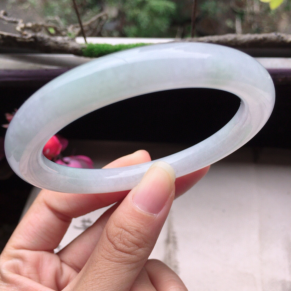 翡翠糯冰种圆条手镯56mm