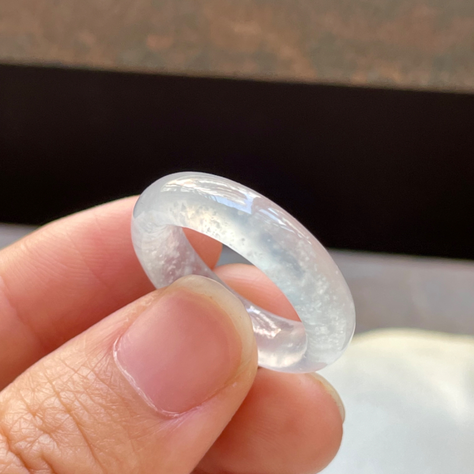 冰种翡翠指环