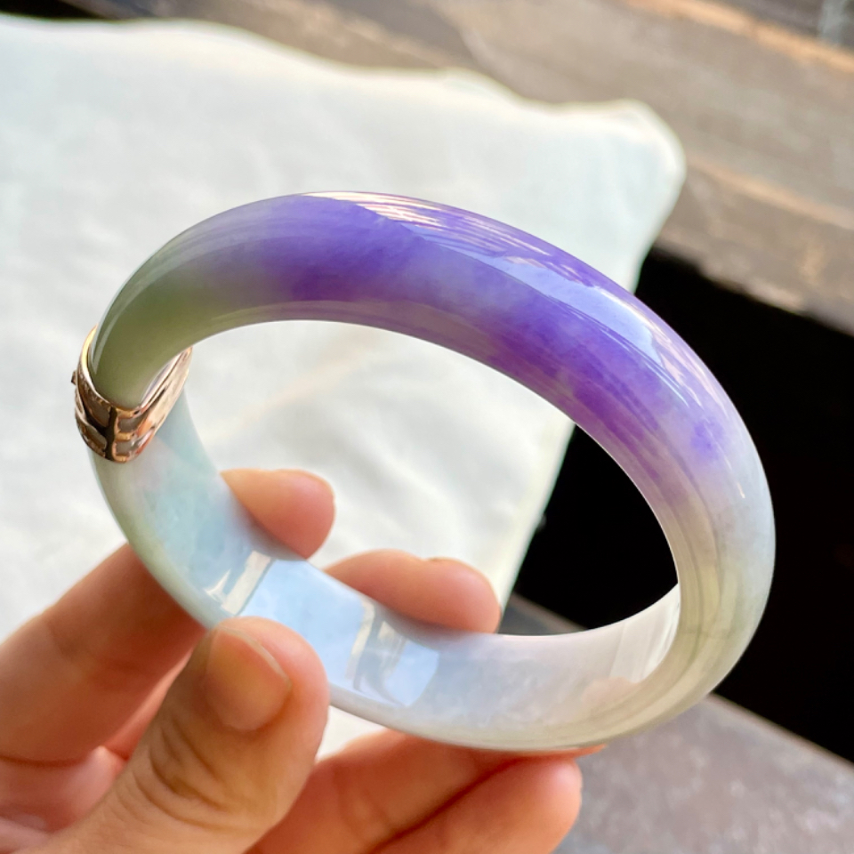 糯冰种紫罗兰翡翠手镯（58.2mm）