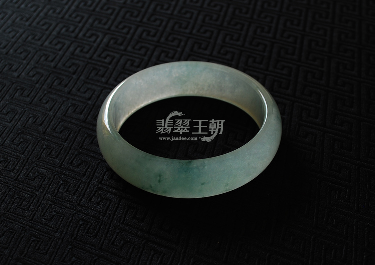 冰种飘花缅甸翡翠手镯（60.2）