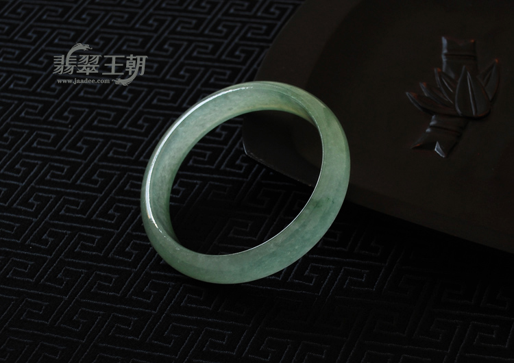 冰种晴水缅甸翡翠手镯