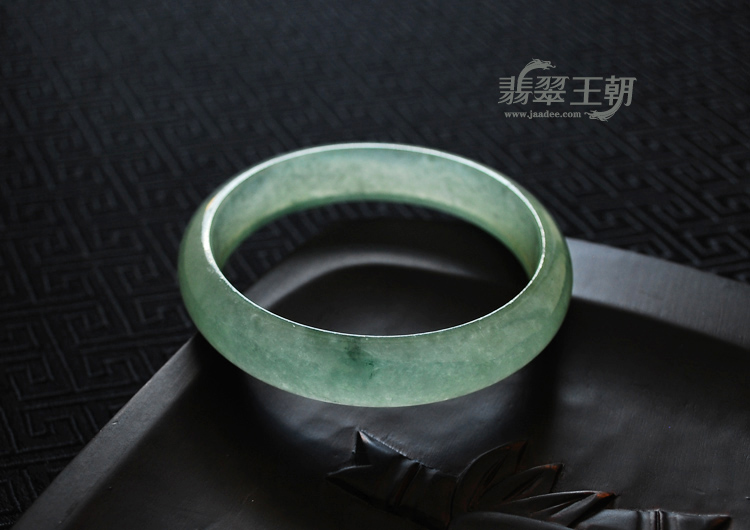 冰种晴水缅甸翡翠手镯
