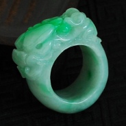 糯冰种翠色缅甸翡翠如意指环