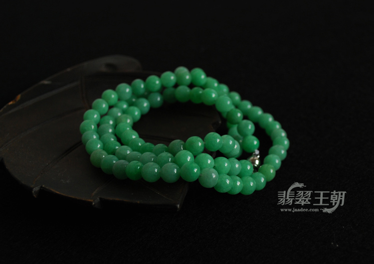 细糯种翠色缅甸翡翠圆珠项链