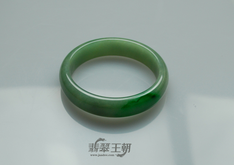 细糯种飘翠缅甸翡翠手镯（57.8）