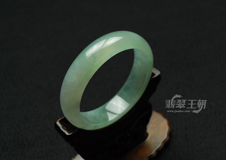 冰玻种晴水缅甸翡翠手镯（53）