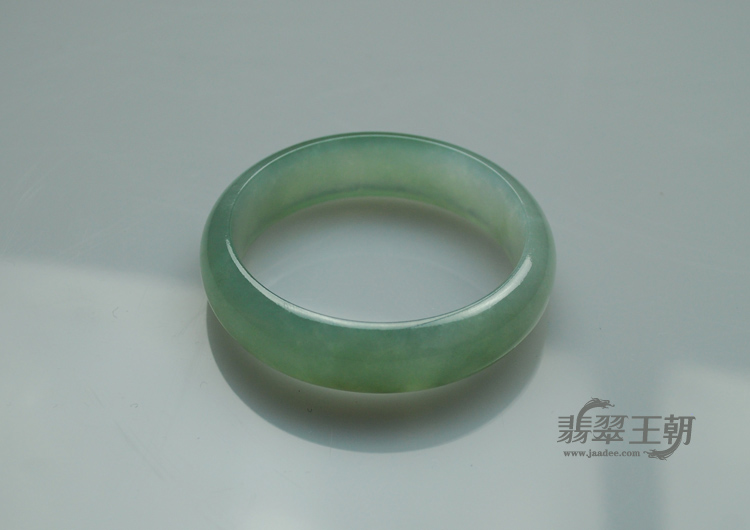 冰玻种晴水缅甸翡翠手镯（53）