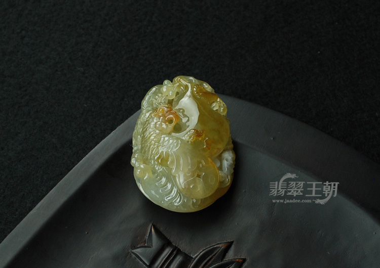 糯冰种黄翡缅甸翡翠“英明神武”挂件