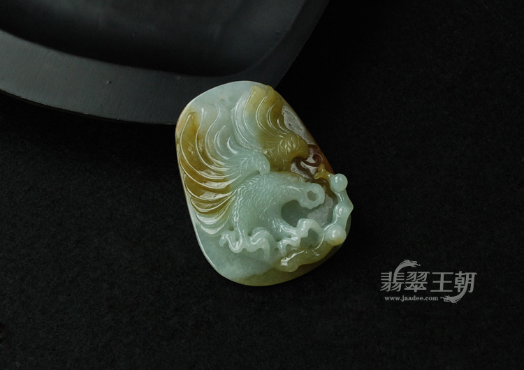 糯冰种黄翡缅甸翡翠“大展鸿图”挂件
