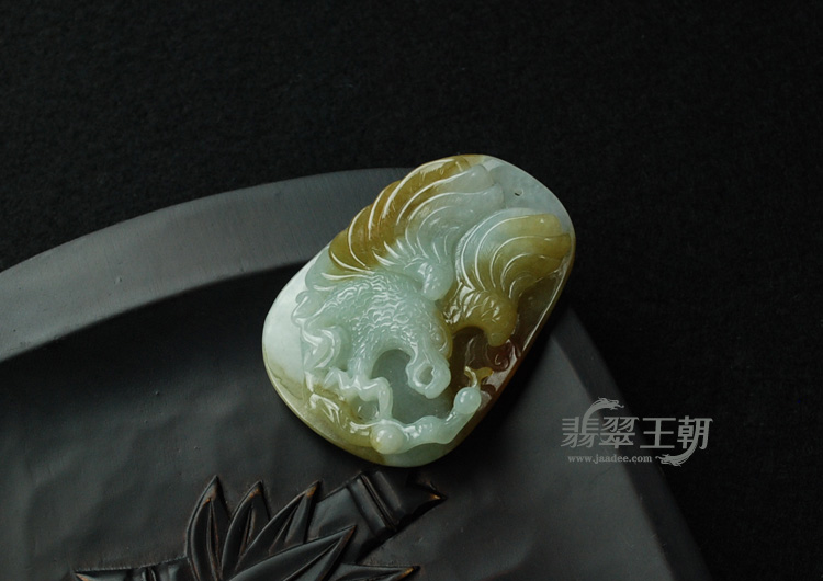 糯冰种黄翡缅甸翡翠“大展鸿图”挂件