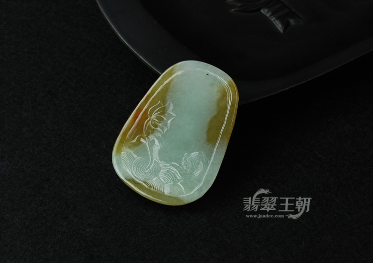 糯冰种黄翡缅甸翡翠“大展鸿图”挂件