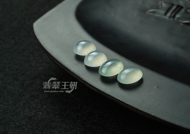 玻璃种缅甸翡翠戒面（单价）