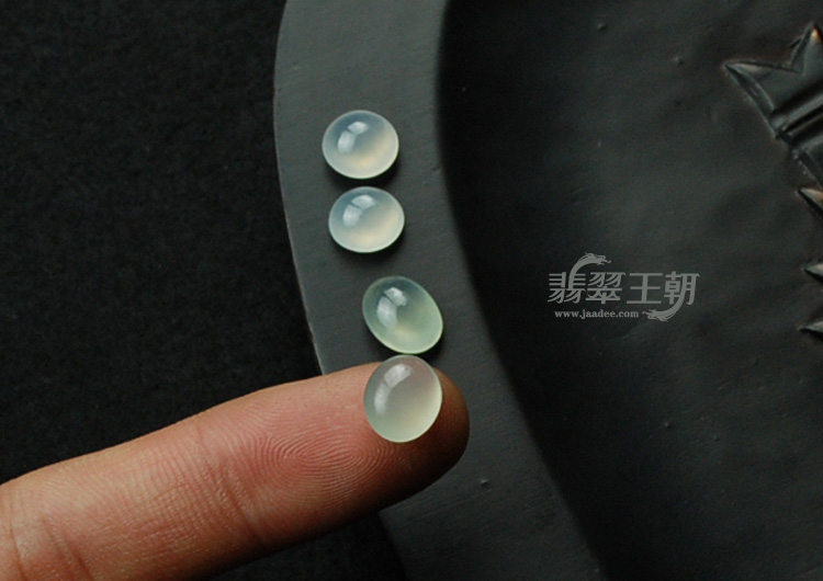 玻璃种缅甸翡翠戒面（单价）