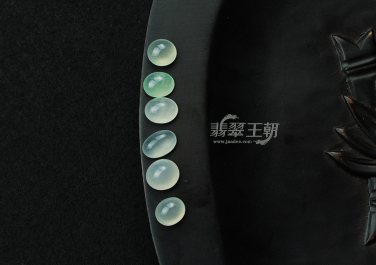 玻璃种晴水缅甸翡翠戒面(单价)