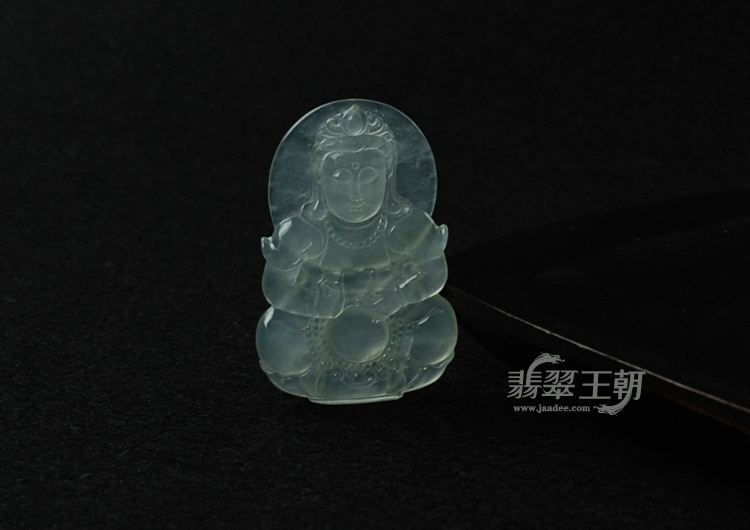 冰玻种缅甸翡翠观音挂件