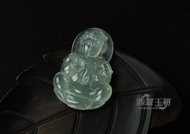 冰种缅甸翡翠观音挂件