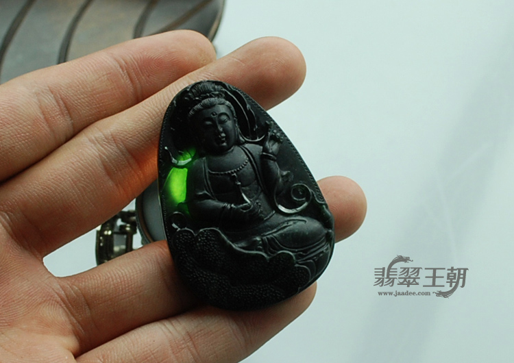 冰种墨翠缅甸翡翠荷叶观音挂件