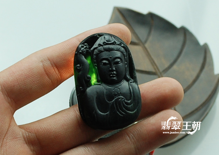 冰种墨翠缅甸翡翠观音头挂件