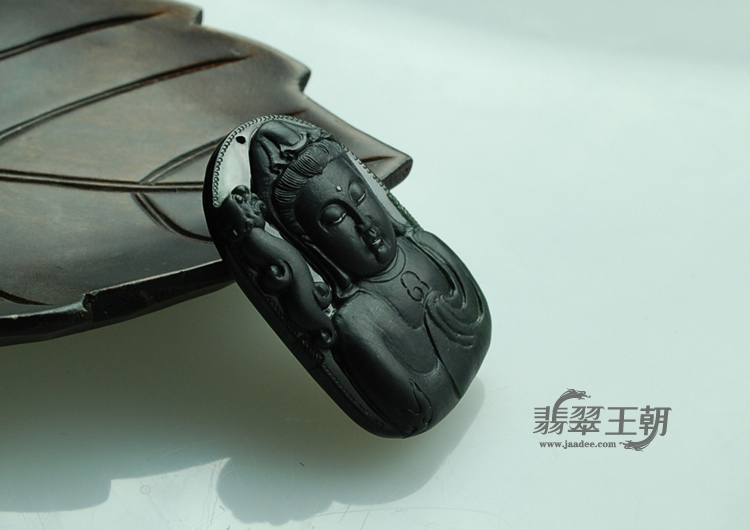 冰种墨翠缅甸翡翠观音头挂件